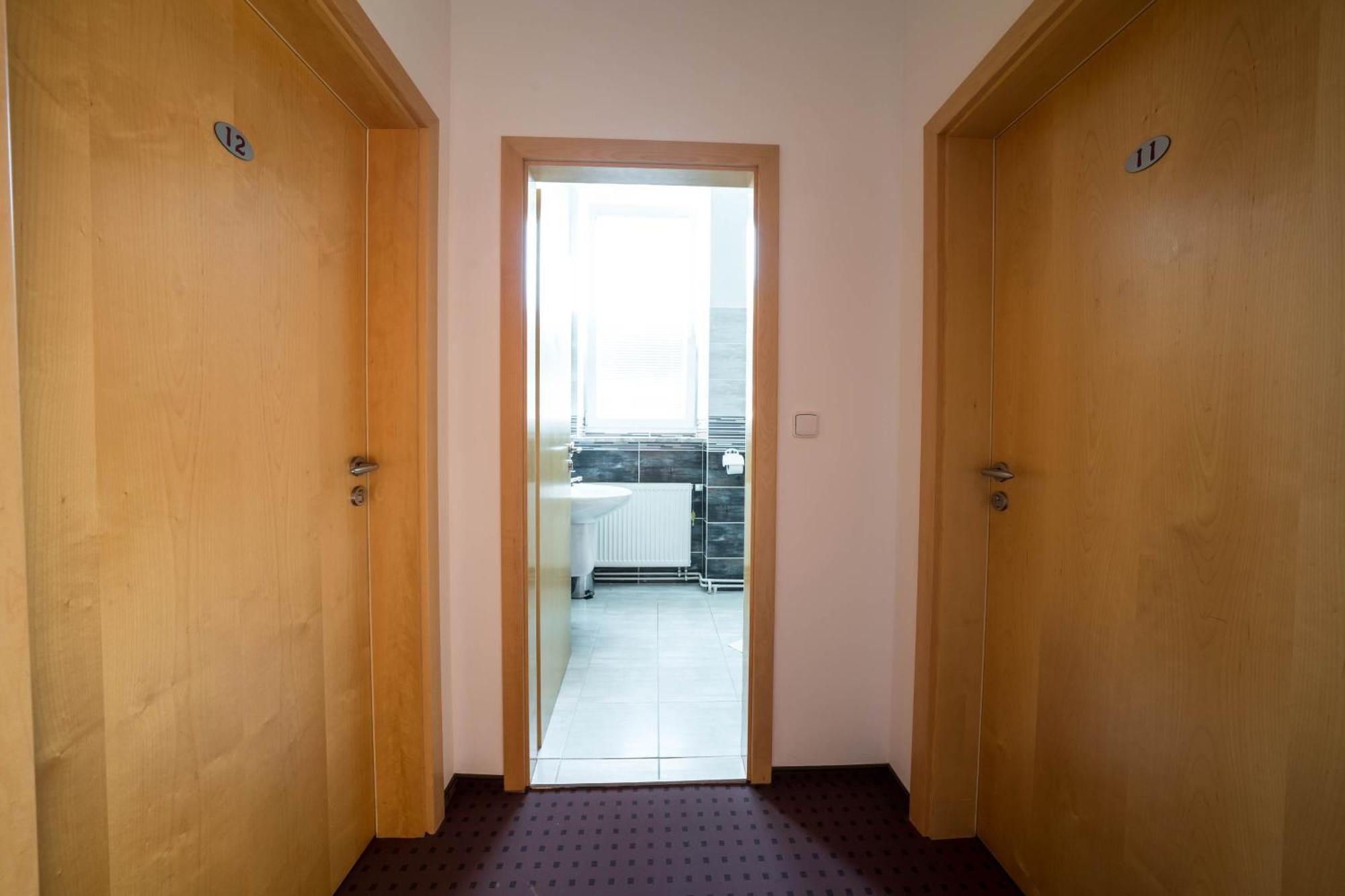 Mini Hotel Akord Ostrava Extérieur photo