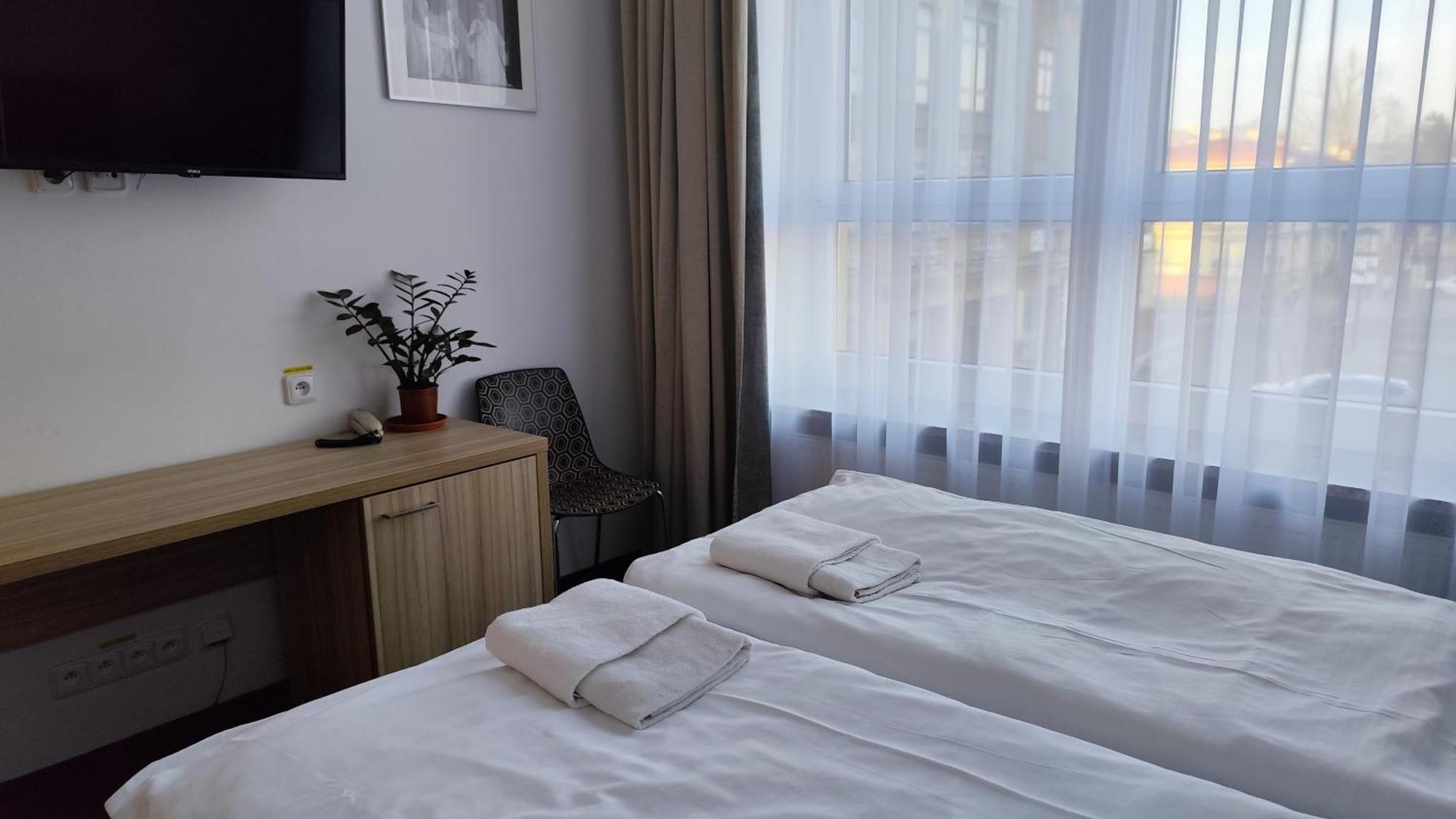 Mini Hotel Akord Ostrava Extérieur photo