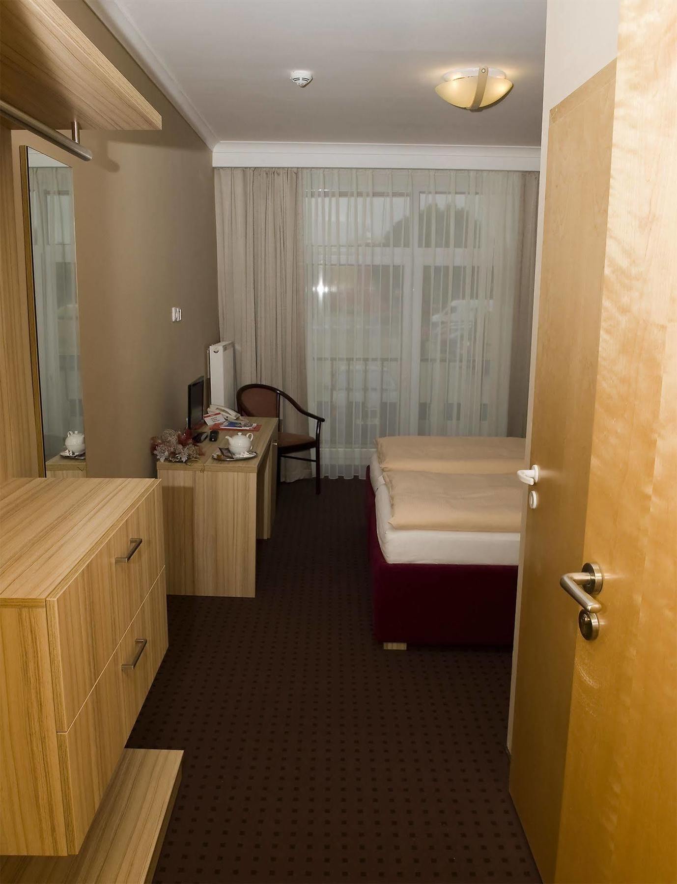 Mini Hotel Akord Ostrava Extérieur photo