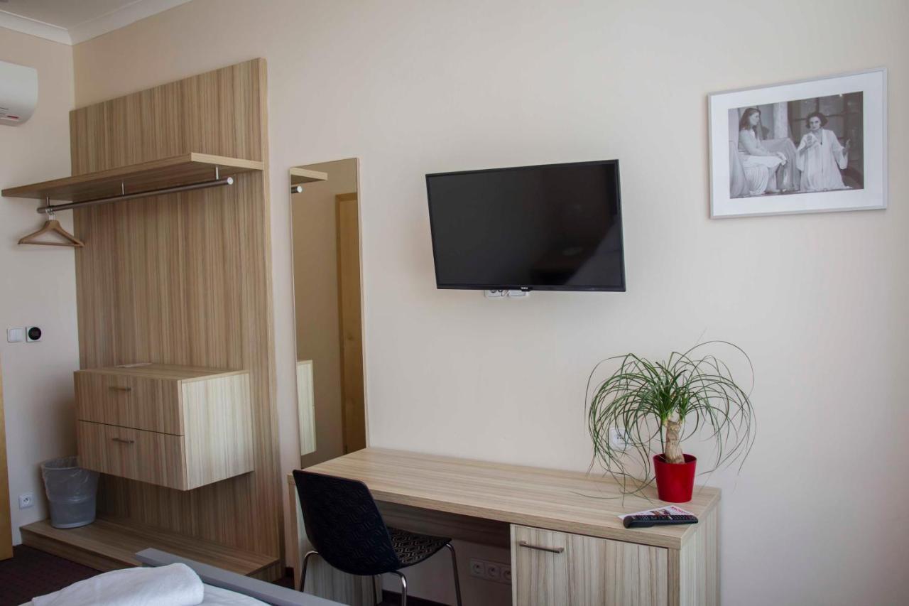 Mini Hotel Akord Ostrava Extérieur photo