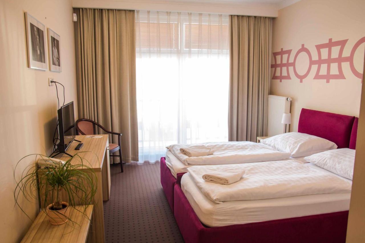 Mini Hotel Akord Ostrava Extérieur photo